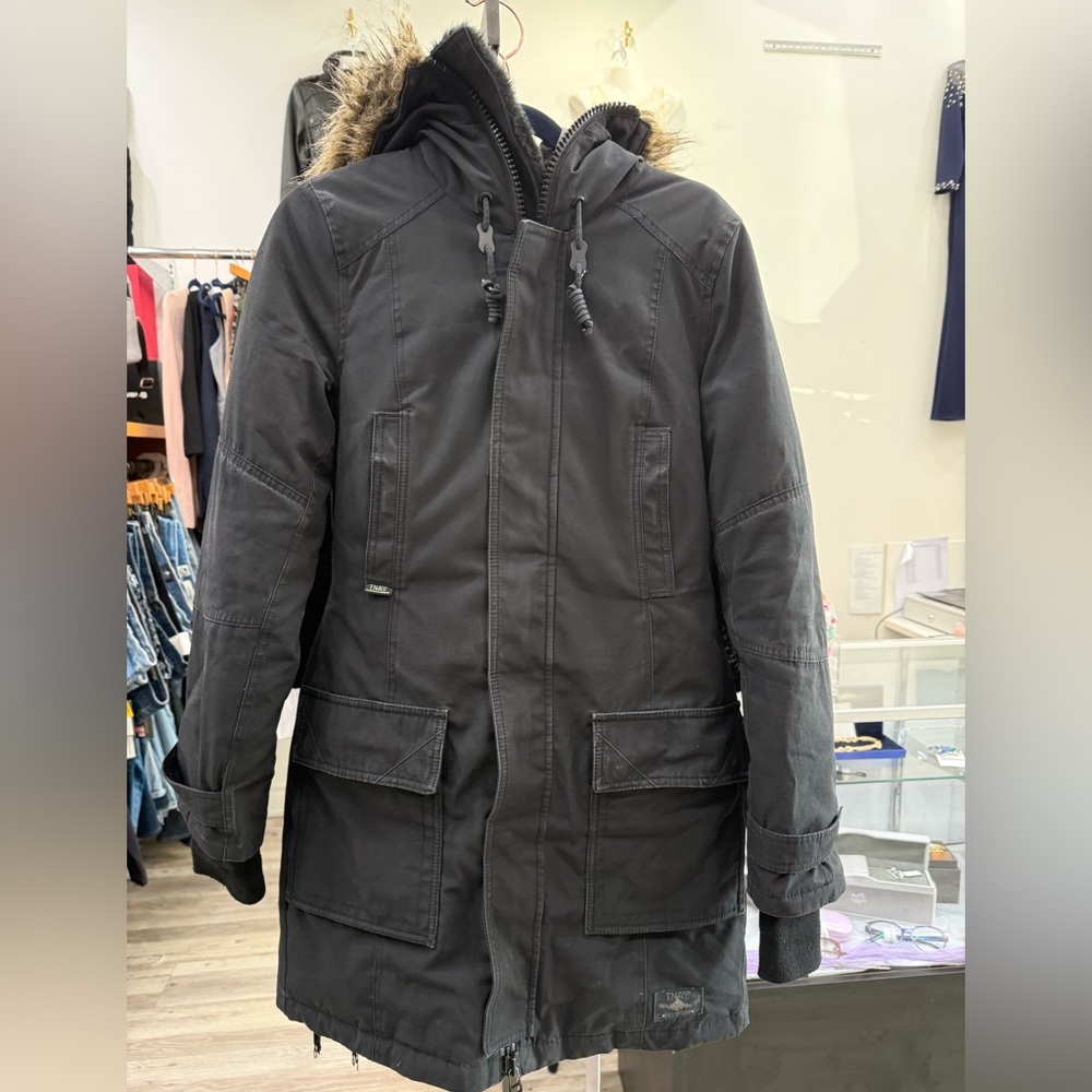 TNA Slim Fit Wter Repellent Down Filled Jacket